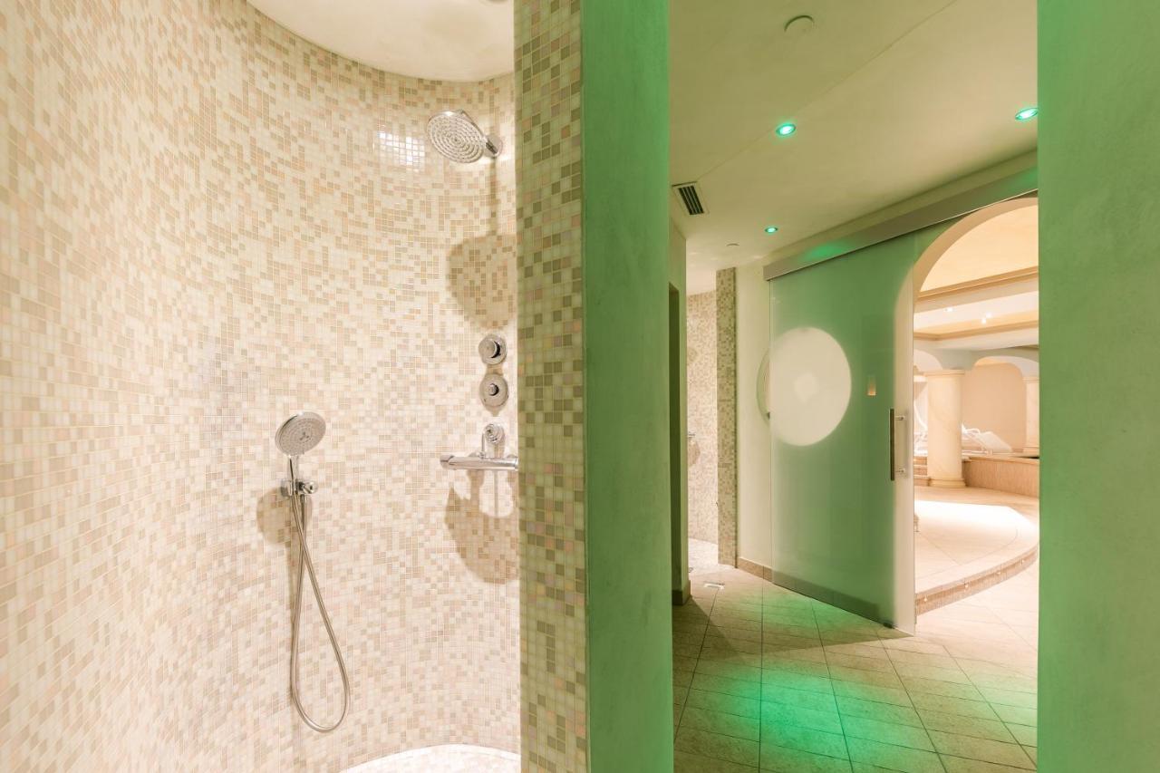 Hotel La Gardenia & Villa Oleandra ลีโมเนซุลการ์ดา ภายนอก รูปภาพ